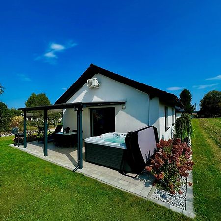 Domki Caloroczne Premium Zator Energylandia Exterior foto